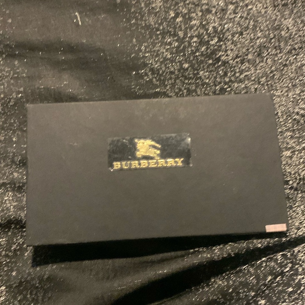 Burberry never used phone case